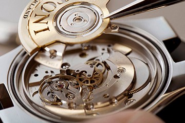 卡地亚手表南京售后维修位置