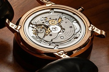 南京卡地亚腕表换原装电池