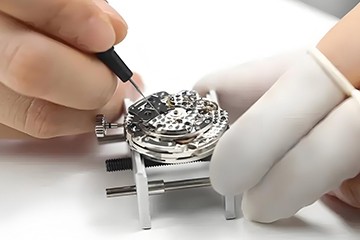 南京卡地亚手表的电池